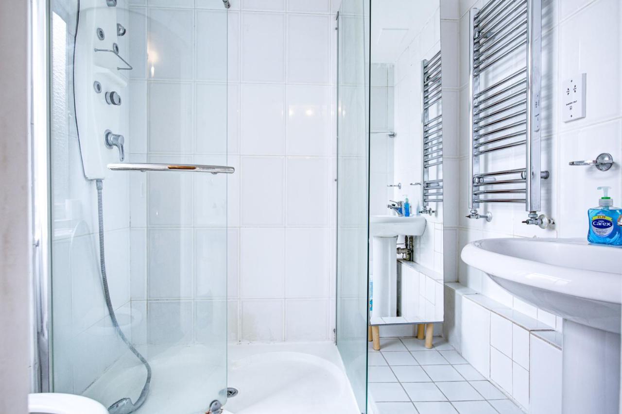 Gorgeous House 4 Bedrooms, 5-Baths In Central London Near Oxford Street المظهر الخارجي الصورة