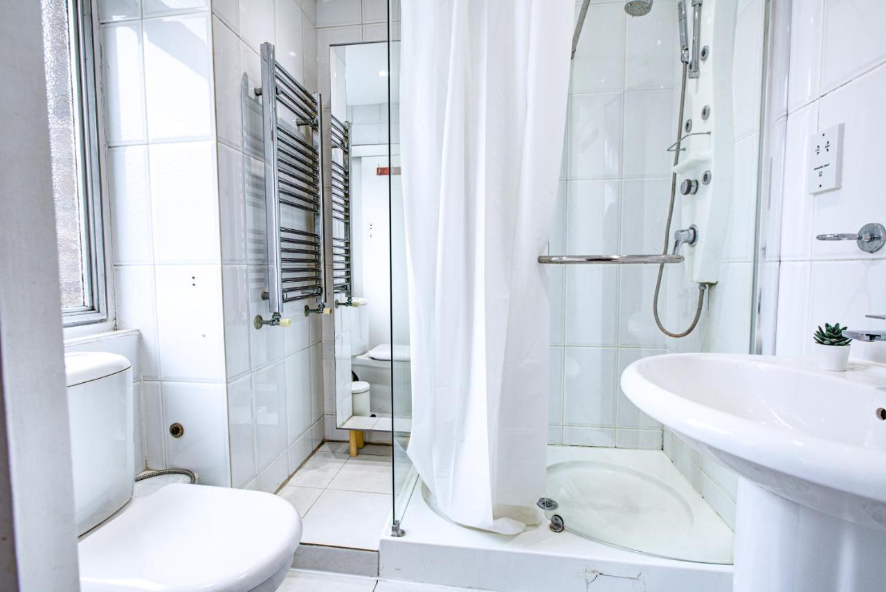 Gorgeous House 4 Bedrooms, 5-Baths In Central London Near Oxford Street المظهر الخارجي الصورة